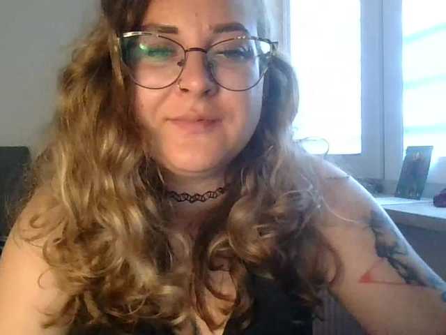 LucyKiss live cam on BongaCams