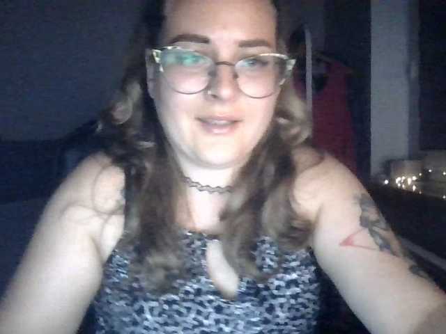 LucyKiss live cam on BongaCams