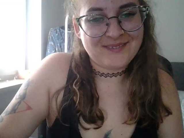 LucyKiss live cam on BongaCams