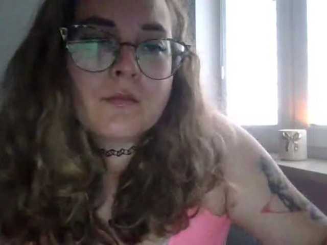 lucykiss cam belle