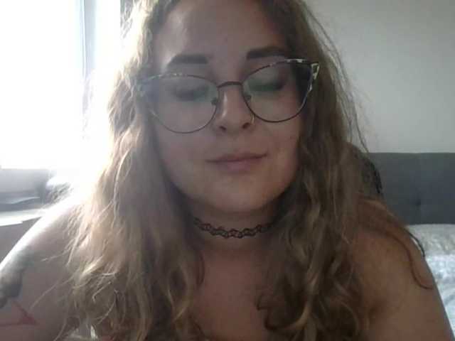 LucyKiss live cam on BongaCams