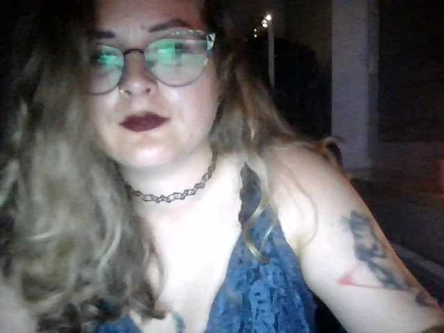 LucyKiss live cam on BongaCams