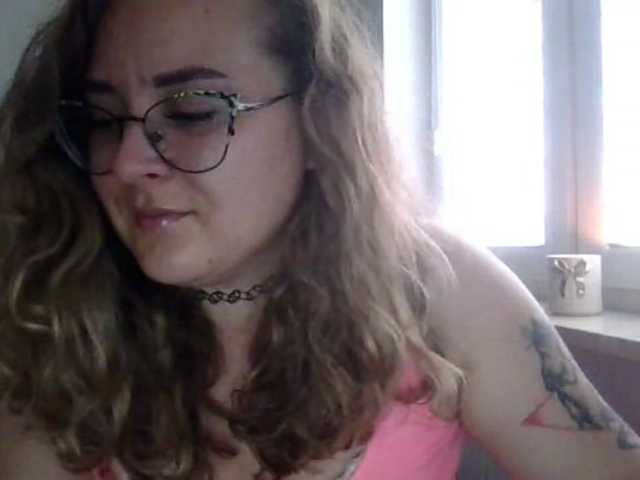 LucyKiss live cam on BongaCams