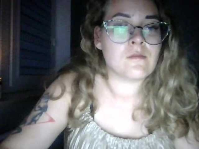 LucyKiss live cam on BongaCams