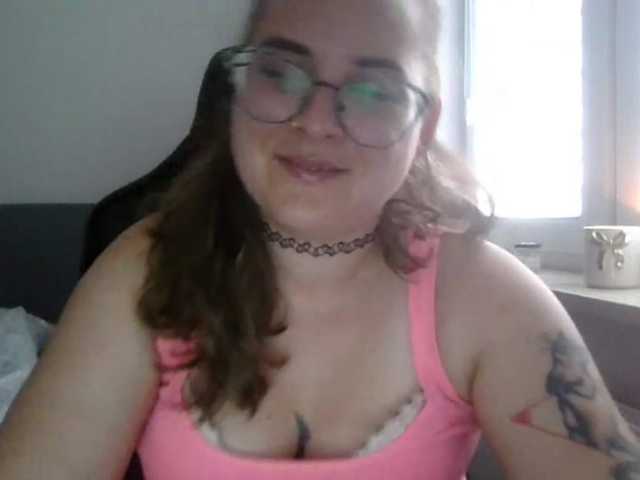 LucyKiss live cam on BongaCams