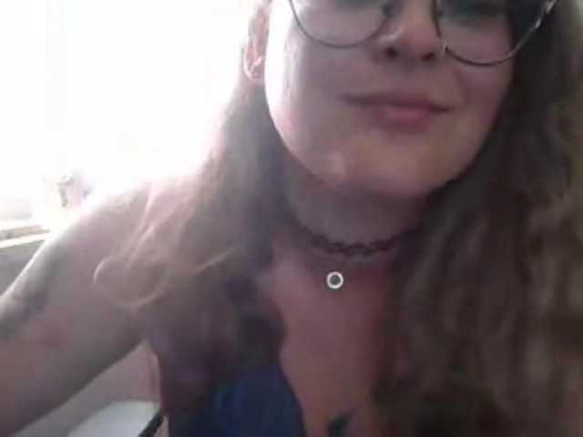 LucyKiss live cam on BongaCams