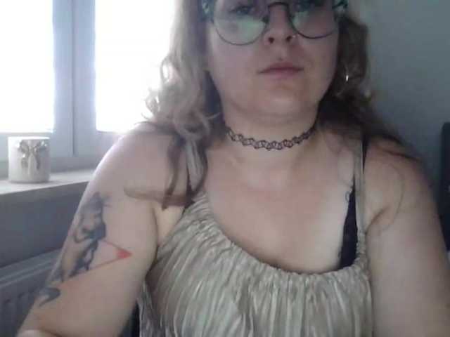 LucyKiss live webcam show