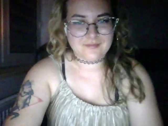 LucyKiss live webcam show