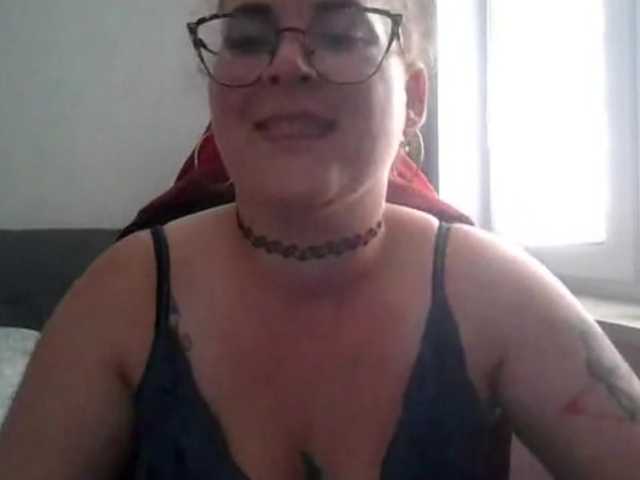 LucyKiss live webcam show