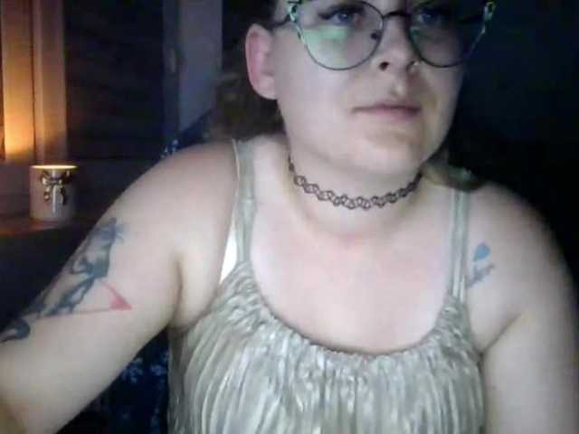 lucykiss cam belle