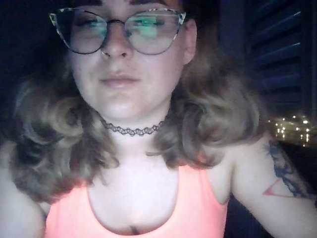 LucyKiss live cam on BongaCams