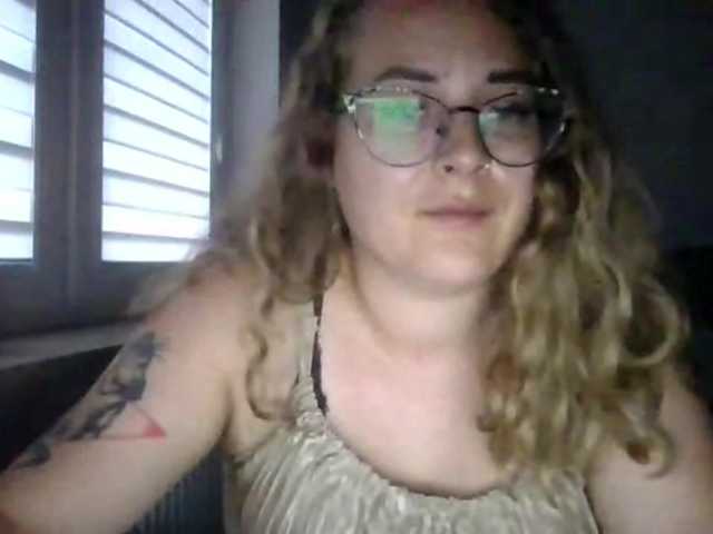 LucyKiss live webcam show