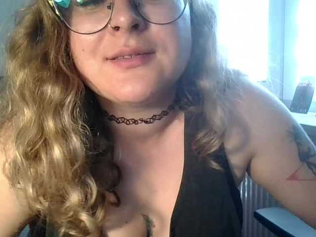 LucyKiss live cam on BongaCams