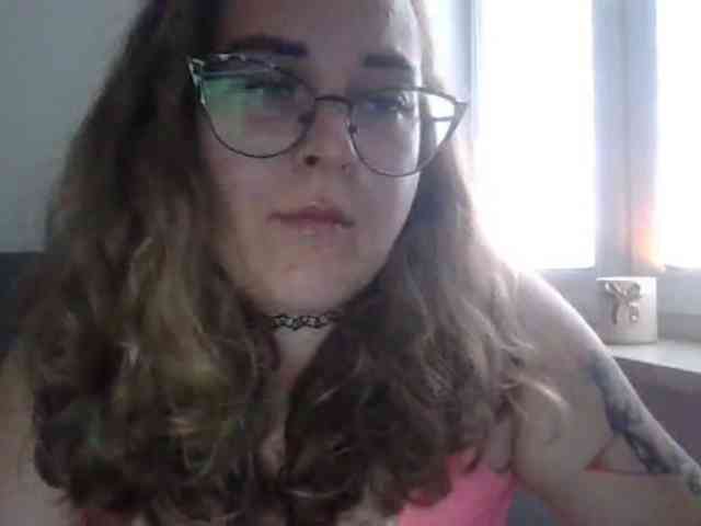 LucyKiss webcam