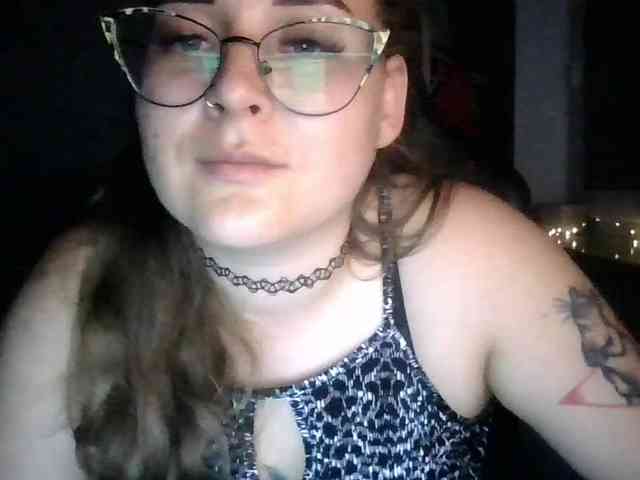LucyKiss webcam