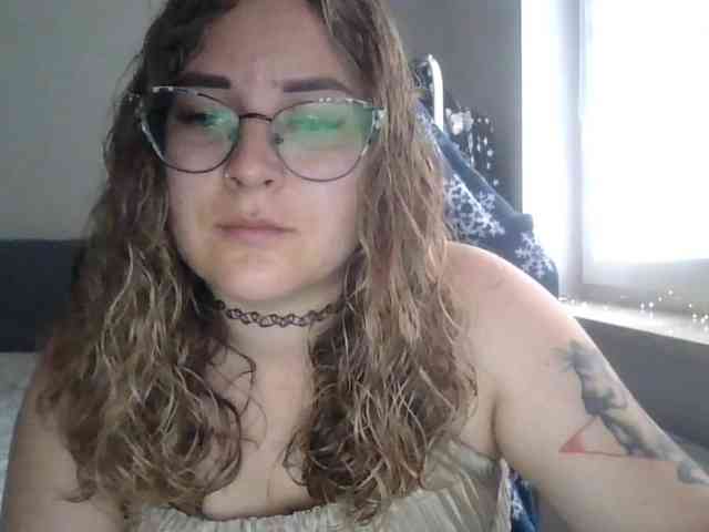 LucyKiss webcam