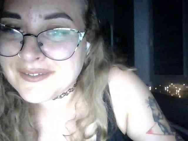 LucyKiss webcam