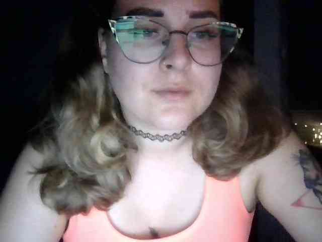 LucyKiss webcam