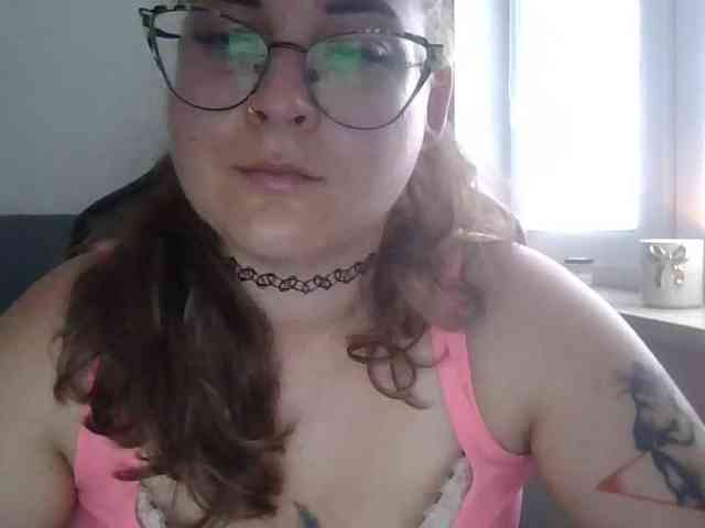 LucyKiss webcam