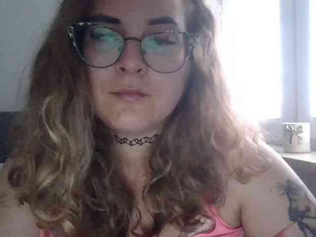 LucyKiss webcam
