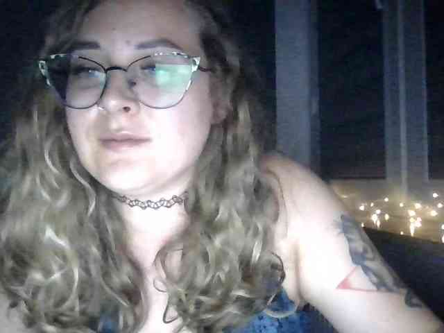 LucyKiss webcam