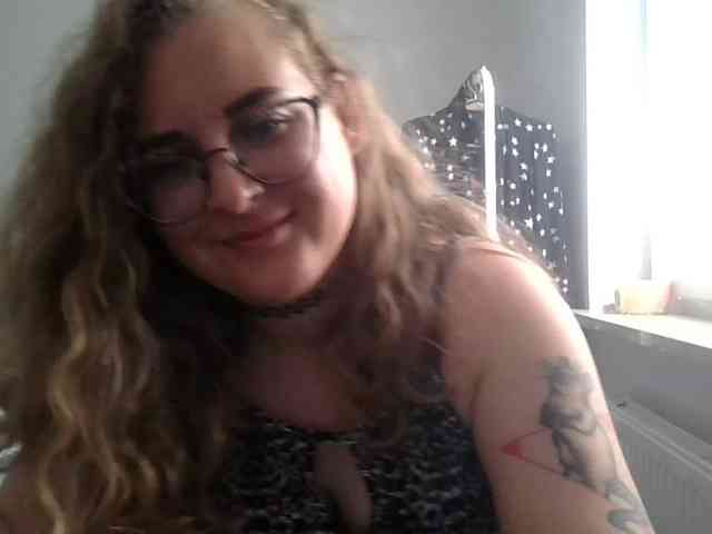 LucyKiss webcam