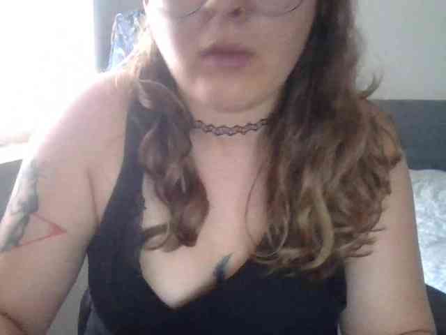 LucyKiss webcam