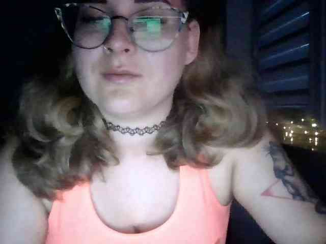 LucyKiss webcam