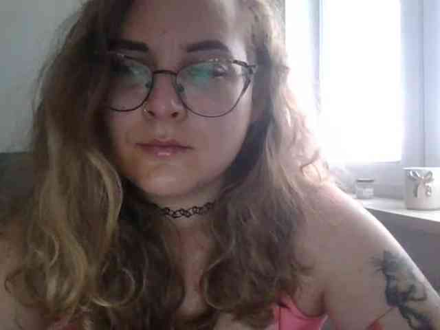 LucyKiss webcam