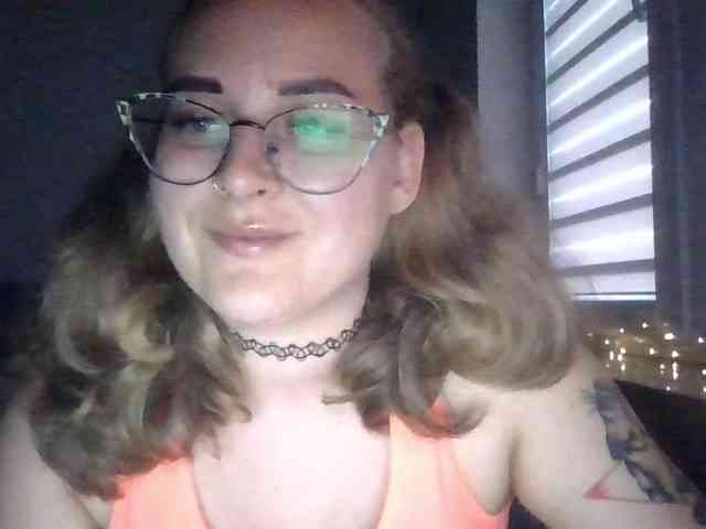 LucyKiss webcam