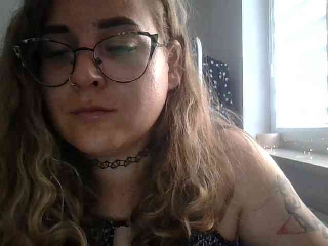 LucyKiss webcam