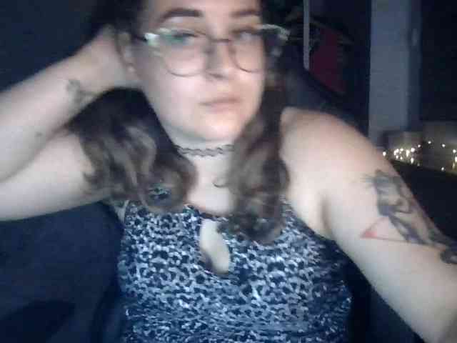 LucyKiss webcam