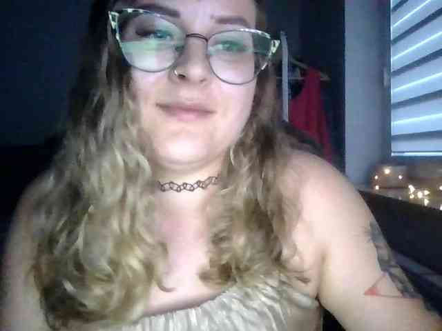 LucyKiss webcam