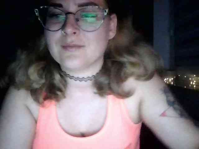 LucyKiss webcam