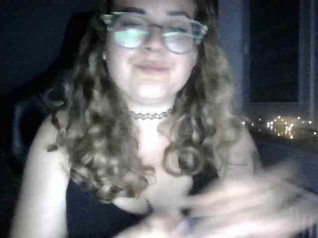 LucyKiss webcam