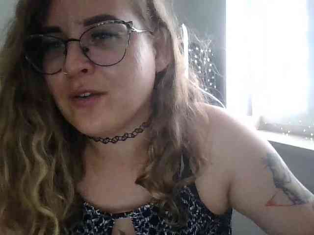 LucyKiss webcam