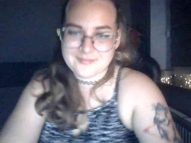 LucyKiss webcam