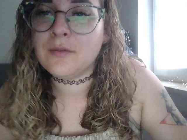 LucyKiss webcam