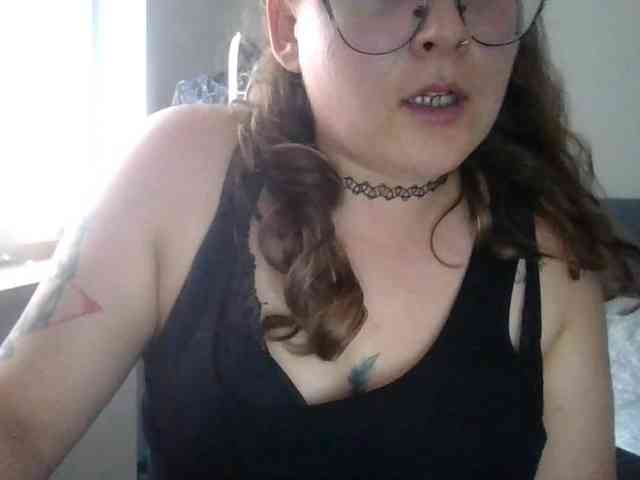 LucyKiss webcam