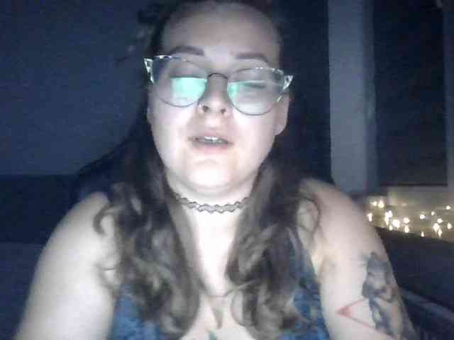 LucyKiss webcam