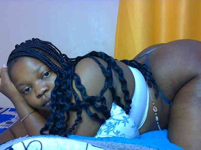 pretty-nana webcam