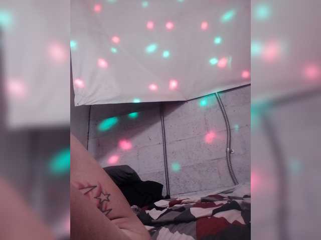 angelswhore live cam preview
