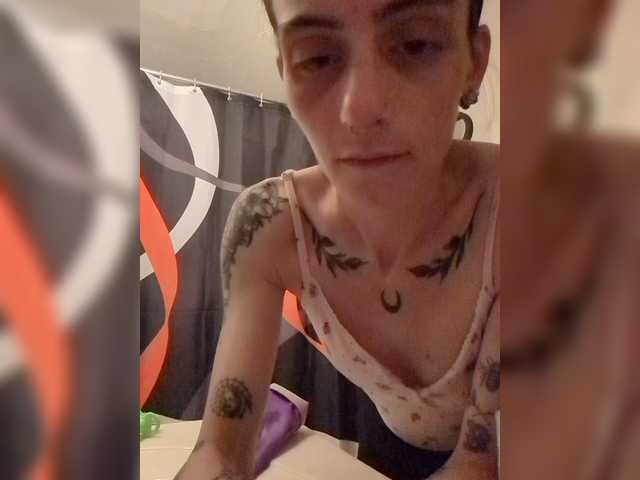 Brujaxgrey live cam on BongaCams