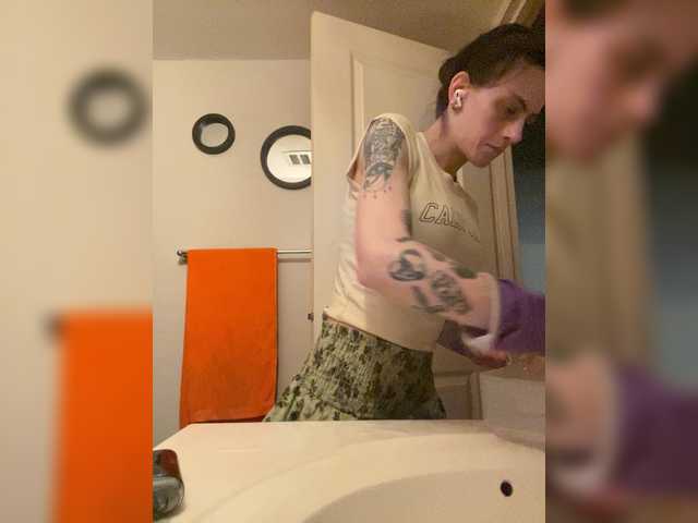Brujaxgrey live cam on BongaCams