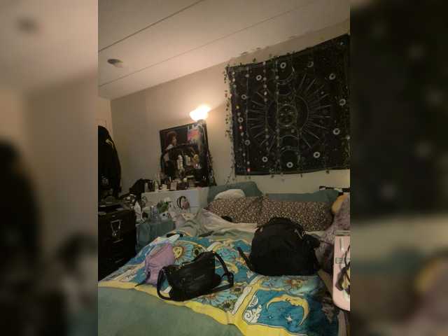 Brujaxgrey live cam on BongaCams