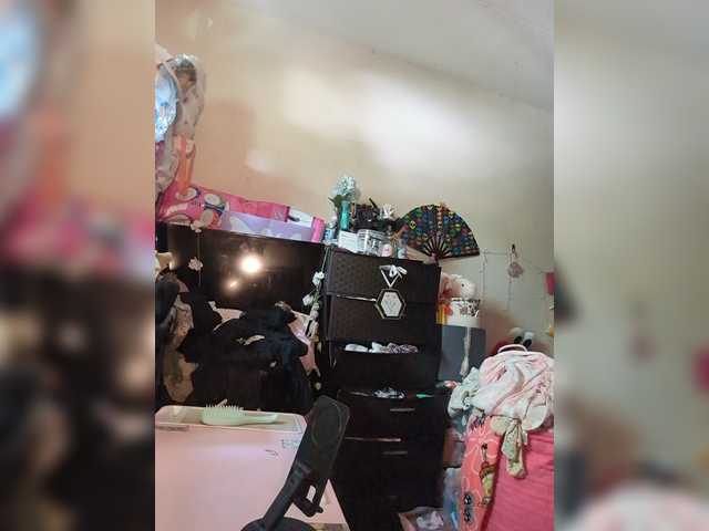 Brujaxgrey live webcam show