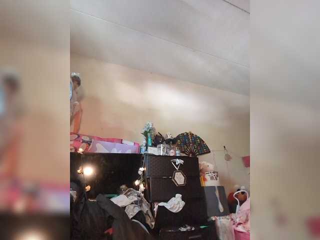 Brujaxgrey live webcam show