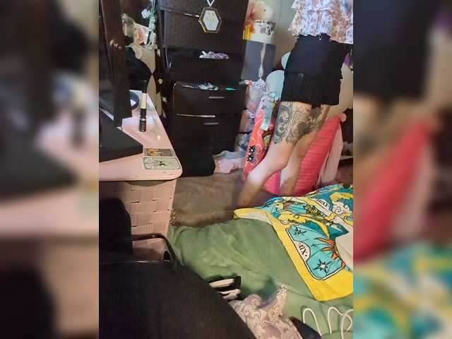 Brujaxgrey live cam on BongaCams