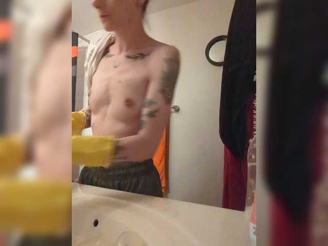 Brujaxgrey live cam on BongaCams