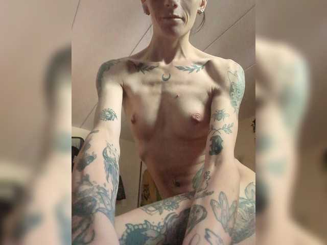 Brujaxgrey live webcam show